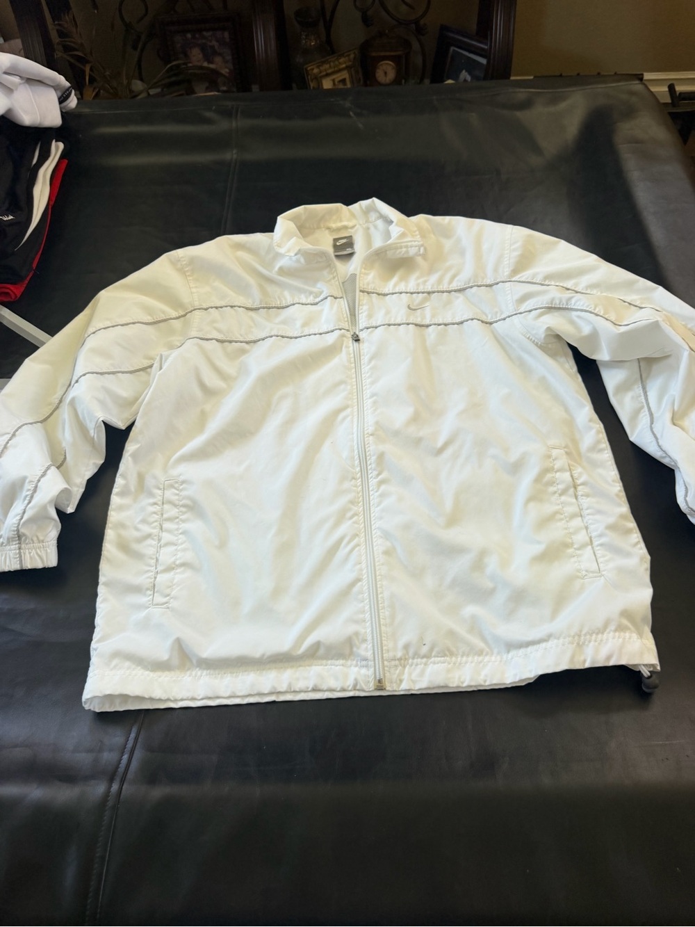 Men's Nike White windbreaker Zip Front Jacket
